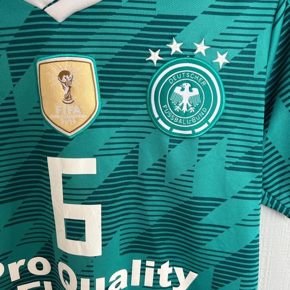 Adidas Germany 2018 World Cup Green Jersey Men's Small - Picture 2 of 8